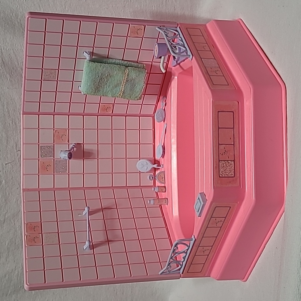 Barbie Year 1990 Pink Sparkles Beauty Bath Playset #5156